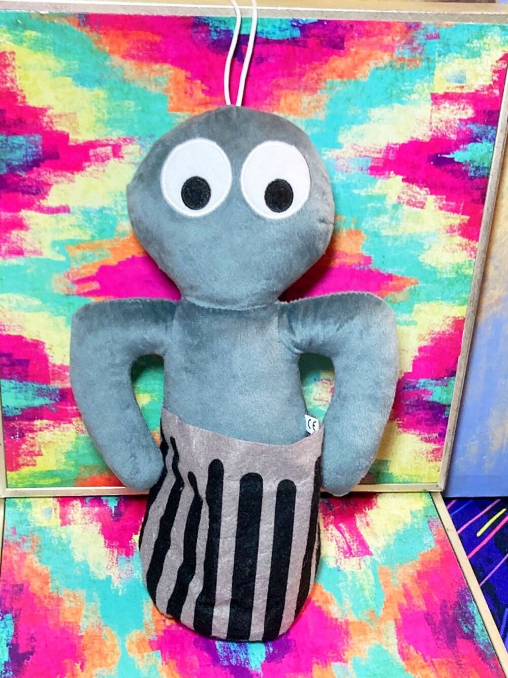 ROBLOX x RAINBOW FRIENDS PLUSH DOLL GREY MAN